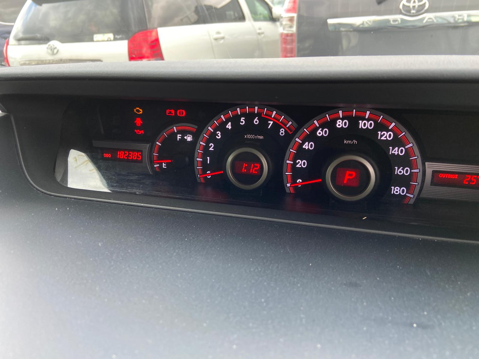 2012 Toyota Noah